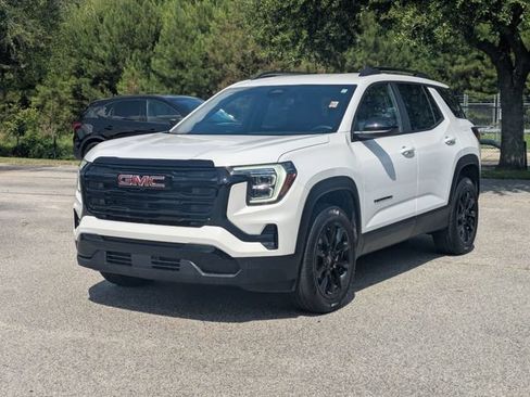 Used 2026 GMC Terrain Elevation w/ Elevation Premium Package FWD image 7