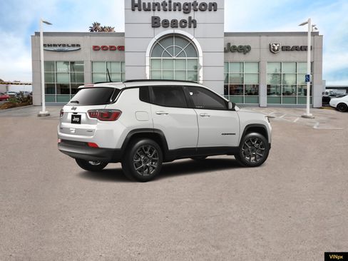 New 2026 Jeep Compass Latitude w/ Quick Order Package 29K image 8