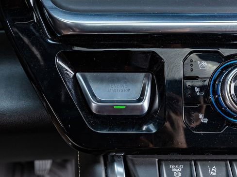 Used 2024 GMC Sierra 2500 Denali Ultimate image 23