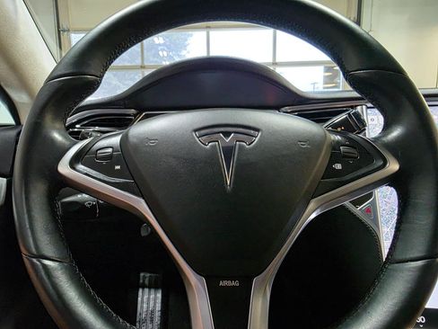 Used 2013 Tesla Model S Performance RWD image 29