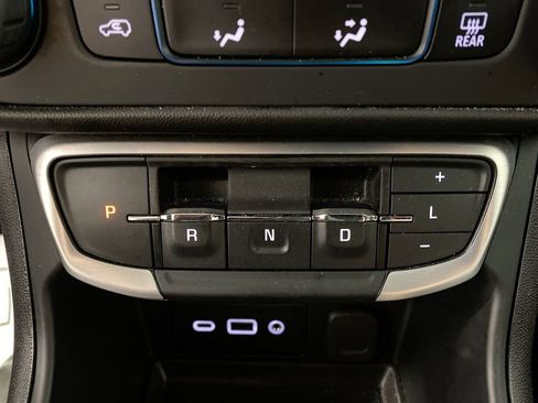 Certified 2024 GMC Terrain SLE FWD image 19