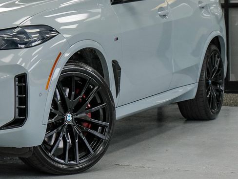 Used 2025 BMW X5 M60i AWD/4WD image 12