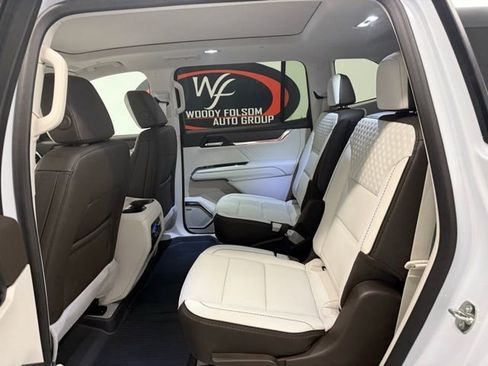 New 2026 GMC Acadia Denali image 16