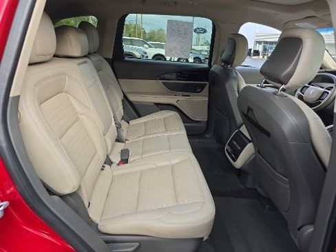 Used 2024 Lincoln Nautilus Reserve w/ Equipment Group 202A image 15