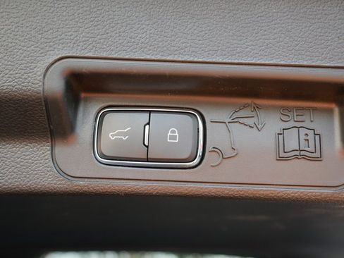 Used 2022 Ford Explorer ST w/ Equipment Group 401A image 11