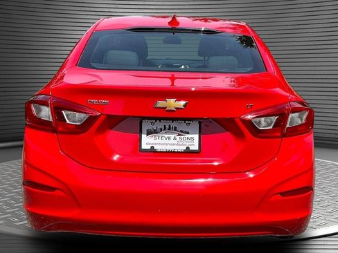Used 2017 Chevrolet Cruze LT FWD image 5