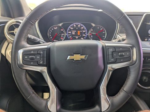 Used 2022 Chevrolet Blazer Premier w/ Enhanced Convenience Package FWD image 22