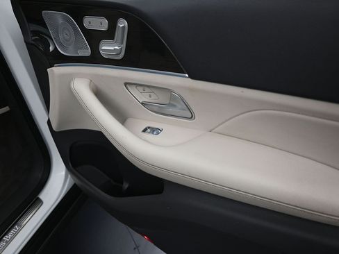 Used 2020 Mercedes-Benz GLE 350 4MATIC image 23