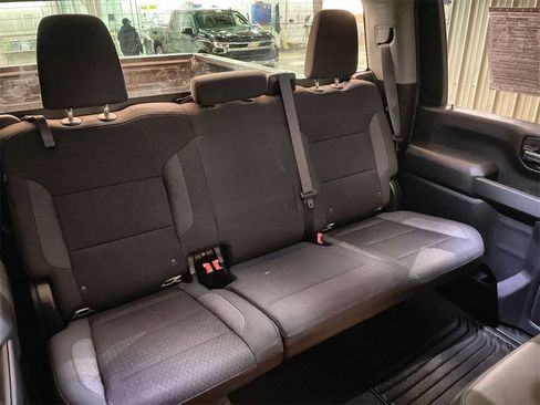 Used 2024 Chevrolet Silverado 2500 Custom w/ Custom Value Package image 25