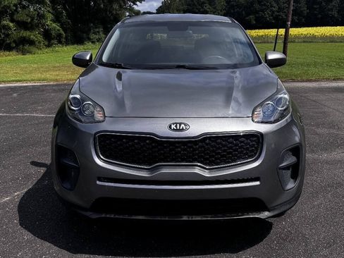 Used 2018 Kia Sportage LX FWD image 3