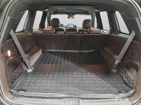 Used 2019 Mercedes-Benz GLS 450 4MATIC image 31
