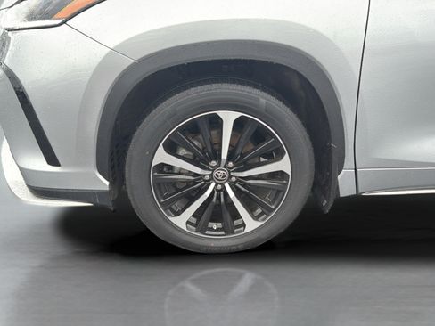Used 2021 Toyota Highlander XSE AWD/4WD image 28