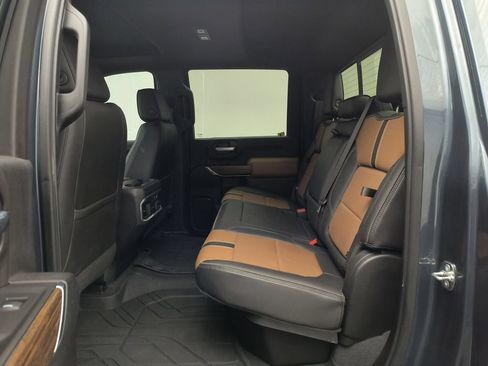 Used 2020 Chevrolet Silverado 2500 High Country AWD/4WD image 13
