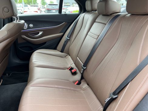 Used 2020 Mercedes-Benz E 350 Sedan image 33