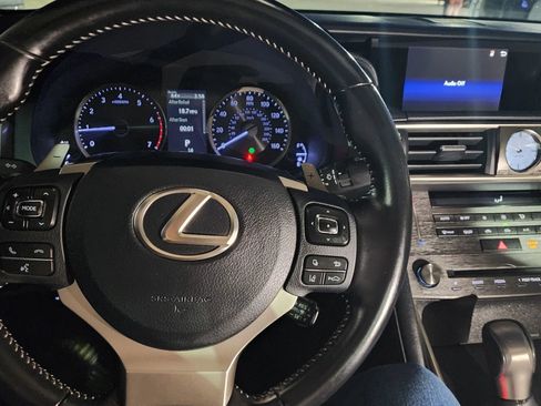 Used 2020 Lexus IS 300 F Sport image 30