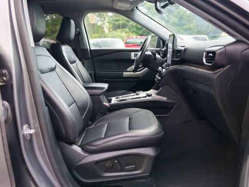 Used 2023 Ford Explorer Limited w/ Limited Technology Package AWD/4WD image 9