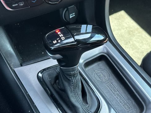 Used 2019 Dodge Charger R/T w/ Plus Group RWD image 22