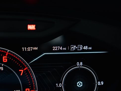 Used 2025 Lamborghini Urus SE AWD/4WD image 64