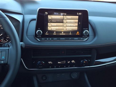 New 2026 Nissan Rogue SV AWD/4WD image 16