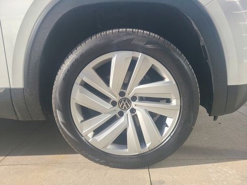 Used 2021 Volkswagen Atlas SEL image 9