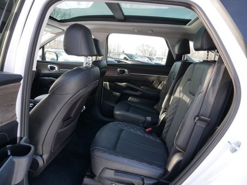 Certified 2022 Kia Sorento SX Prestige image 36