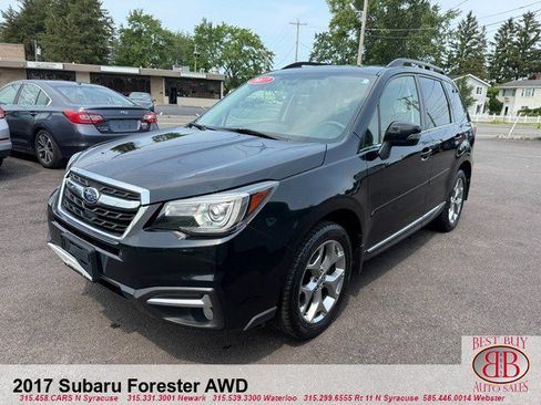Used 2017 Subaru Forester 2.5i Touring AWD/4WD image 7