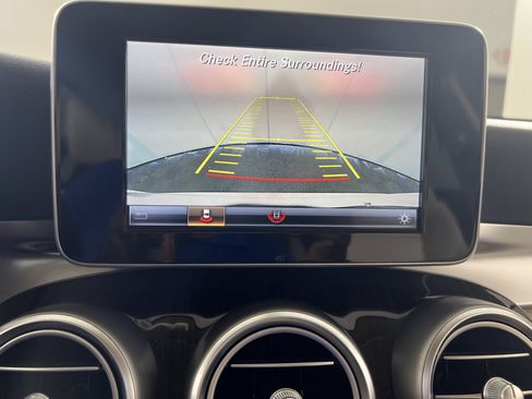 Certified 2018 Mercedes-Benz GLC 300 4MATIC image 22