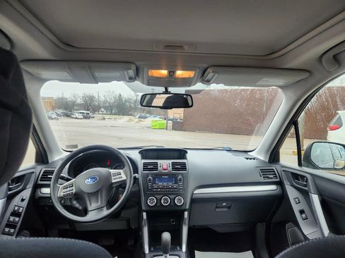 Used 2014 Subaru Forester 2.5i Premium w/ All-Weather Package image 19