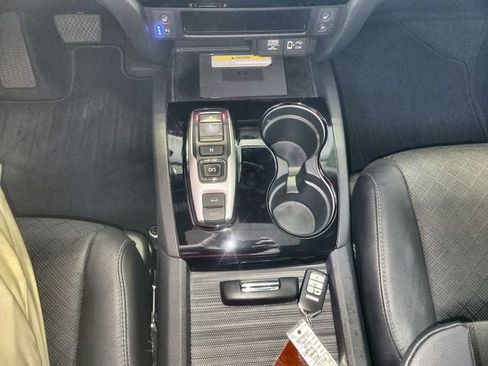 Used 2022 Honda Passport Elite image 20