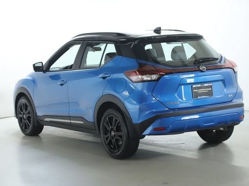 Certified 2023 Nissan Kicks SR w/ SR Premium Package FWD image 41