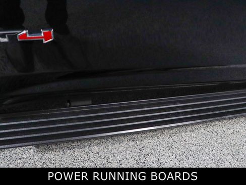 Used 2024 GMC Yukon AT4 w/ Max Trailering Package image 12