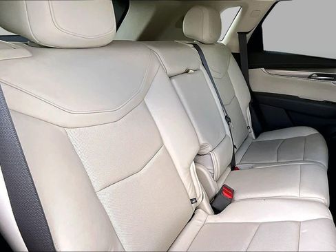 Used 2020 Cadillac XT5 Premium Luxury FWD image 20