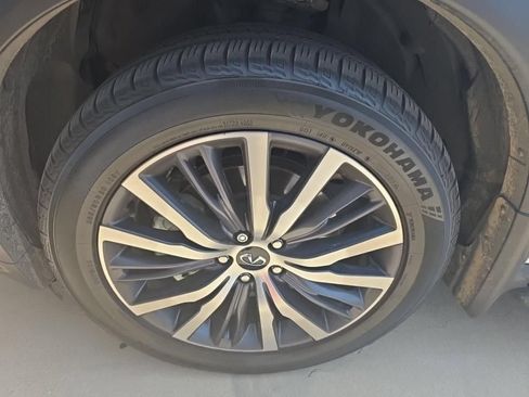 Certified 2023 INFINITI QX60 Sensory w/ Vision Package AWD/4WD image 9