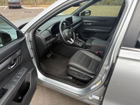 Used 2025 Honda CR-V Sport-L image 3