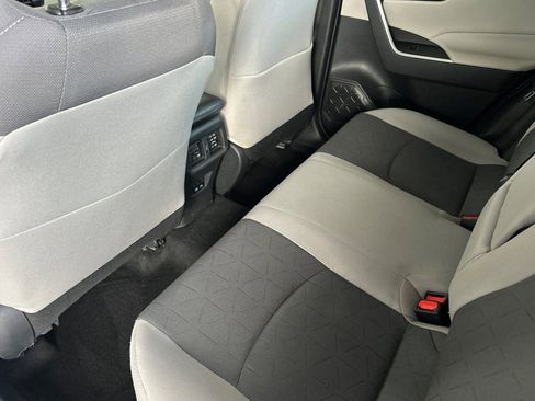 Certified 2022 Toyota RAV4 XLE image 15