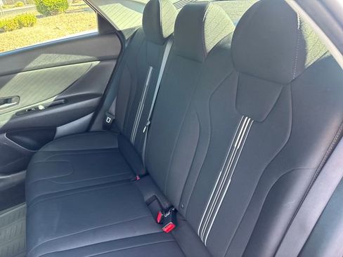 Used 2021 Hyundai Elantra SEL w/ Convenience Package FWD image 27