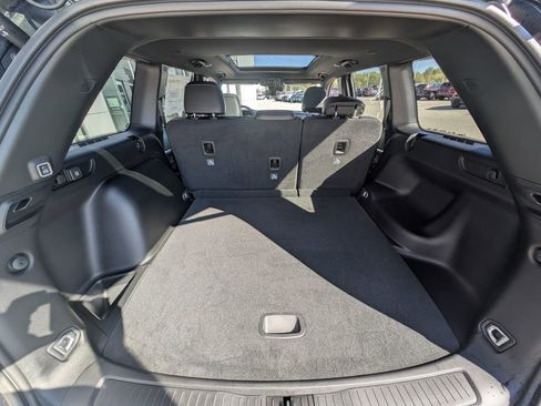 New 2025 Jeep Grand Cherokee Limited image 11