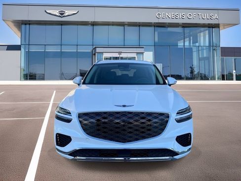Used 2026 Genesis GV70 2.5T Advanced AWD/4WD image 3