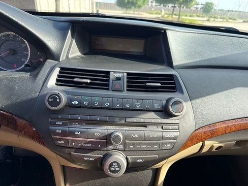 Used 2011 Honda Accord EX image 9