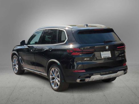 Certified 2024 BMW X5 xDrive40i w/ Parking Assistance Package image 6