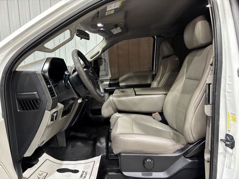 Used 2019 Ford F250 XL w/ Power Equipment Group image 11