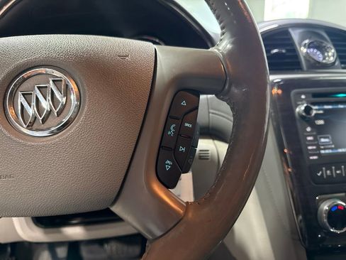 Used 2015 Buick Enclave Leather FWD image 12