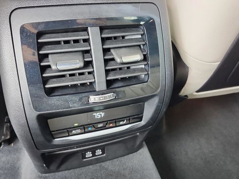 Used 2021 BMW X3 xDrive30i w/ Executive Package image 16