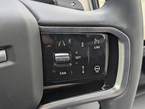 Certified 2025 Land Rover Discovery Sport S image 25