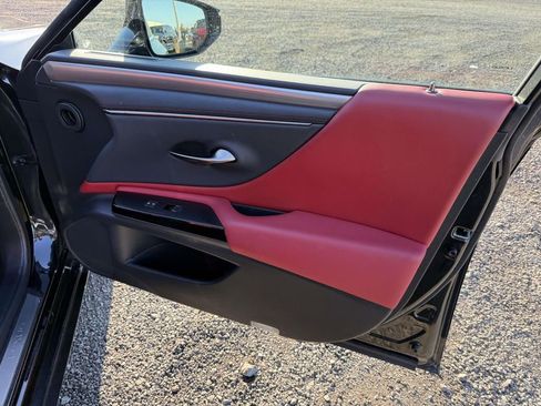 Used 2022 Lexus ES 350 F Sport image 13