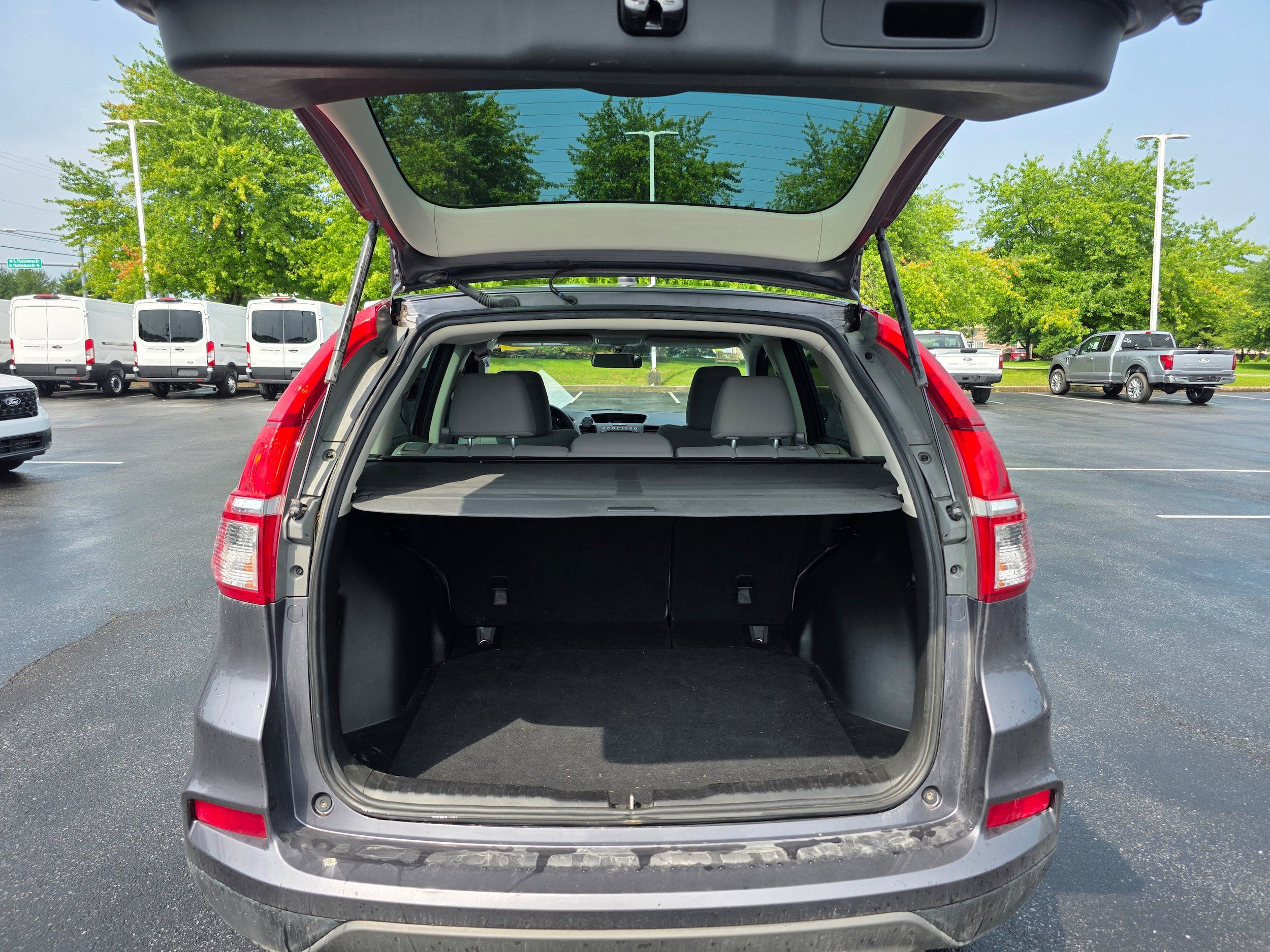 Used 2016 Honda CR-V LX image 9