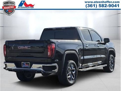 Used 2023 GMC Sierra 1500 SLT AWD/4WD image 3