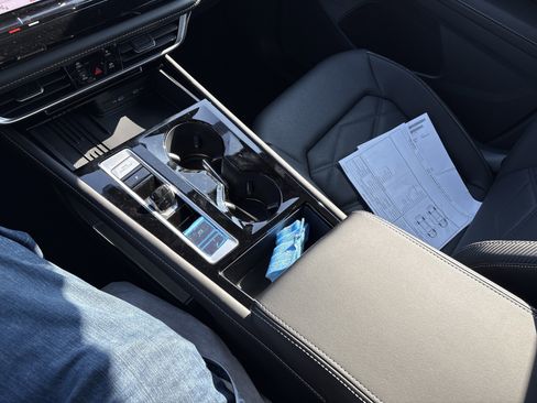 New 2026 Volkswagen Atlas Cross Sport SE image 31