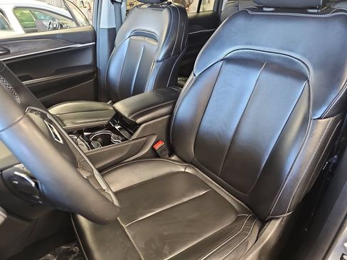 Used 2023 Jeep Grand Cherokee L Limited AWD/4WD image 37