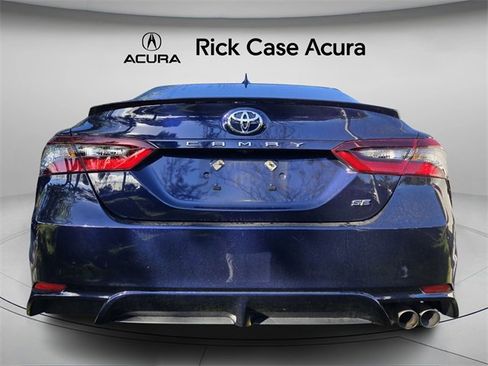 Used 2021 Toyota Camry SE image 6